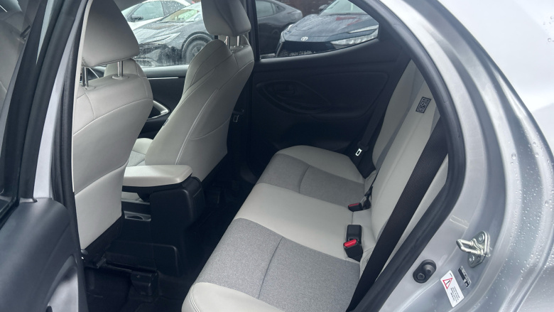 Toyota Yaris 1.5 Hybrid Excel 5dr CVT Hybrid Hatchback